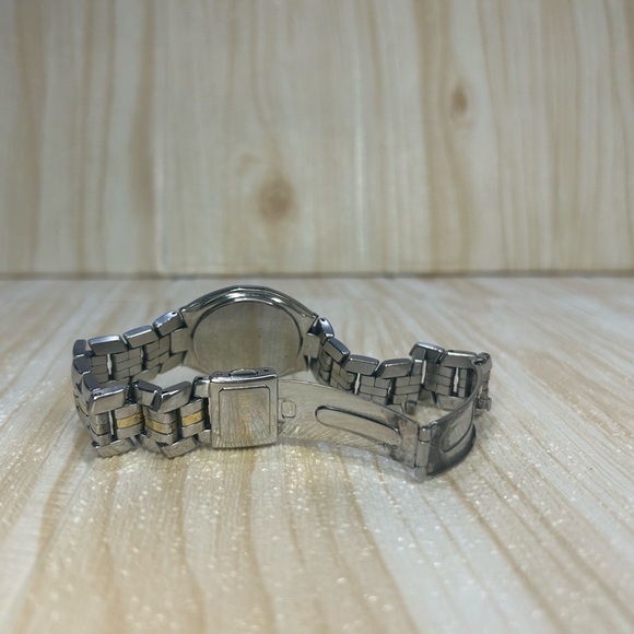 Seiko Stainless Steel Polished Water Resistant Men's Watch Dolce - Picture 9 of 12